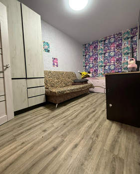 3-к квартира, вторичка, 70м2, 1/3 этаж