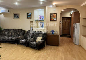 3-к квартира, вторичка, 87м2, 8/8 этаж