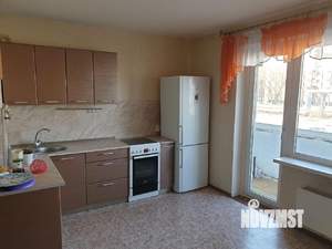 2-к квартира, вторичка, 68м2, 1/9 этаж