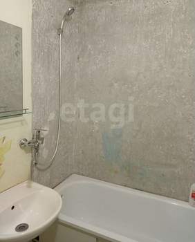 2-к квартира, вторичка, 58м2, 7/10 этаж