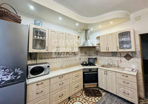 3-к квартира, вторичка, 92м2, 2/4 этаж