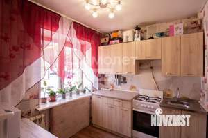 2-к квартира, вторичка, 43м2, 1/5 этаж