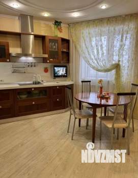 3-к квартира, вторичка, 98м2, 8/9 этаж