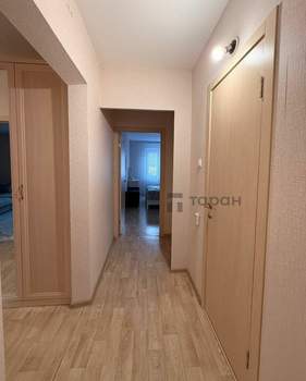 2-к квартира, вторичка, 54м2, 1/10 этаж