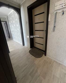 3-к квартира, вторичка, 65м2, 9/9 этаж