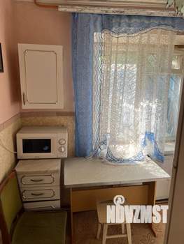 2-к квартира, вторичка, 42м2, 1/5 этаж