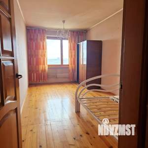 2-к квартира, вторичка, 58м2, 9/10 этаж