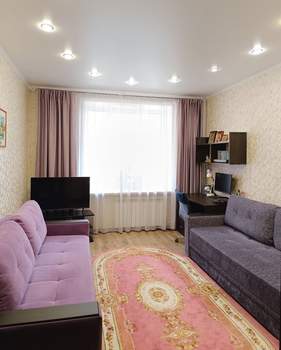2-к квартира, вторичка, 62м2, 1/7 этаж