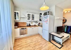 3-к квартира, вторичка, 56м2, 9/10 этаж