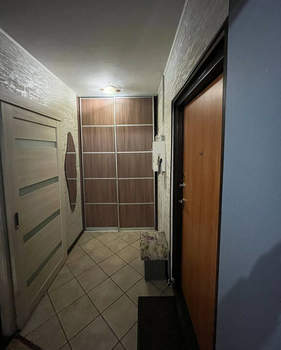 1-к квартира, вторичка, 42м2, 9/10 этаж