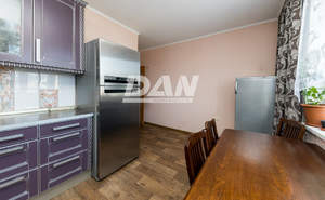 3-к квартира, вторичка, 82м2, 8/10 этаж