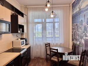 2-к квартира, вторичка, 62м2, 8/10 этаж