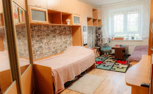 3-к квартира, вторичка, 68м2, 1/10 этаж