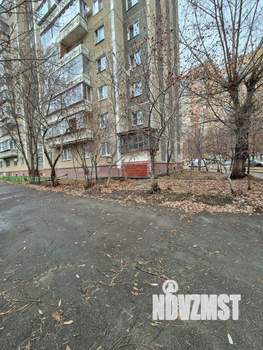 2-к квартира, вторичка, 52м2, 1/10 этаж