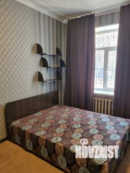 2-к квартира, вторичка, 56м2, 1/3 этаж