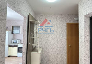 2-к квартира, вторичка, 63м2, 1/10 этаж