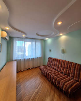 4-к квартира, вторичка, 104м2, 4/5 этаж