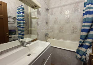 3-к квартира, вторичка, 76м2, 2/4 этаж