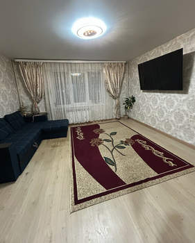 2-к квартира, вторичка, 52м2, 1/10 этаж