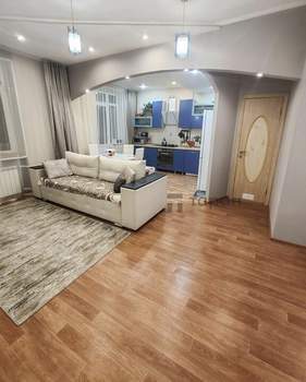 3-к квартира, вторичка, 80м2, 1/5 этаж