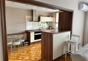 3-к квартира, вторичка, 107м2, 10/10 этаж