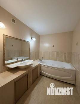 3-к квартира, вторичка, 117м2, 7/16 этаж