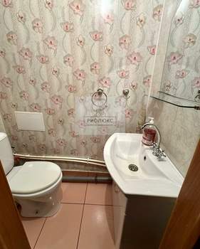 2-к квартира, вторичка, 65м2, 1/10 этаж