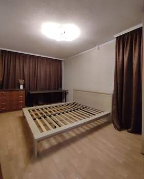 3-к квартира, вторичка, 61м2, 1/5 этаж