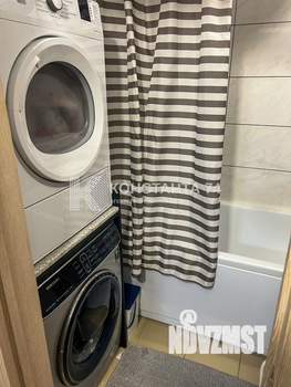 2-к квартира, вторичка, 63м2, 8/10 этаж