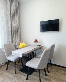 2-к квартира, вторичка, 62м2, 1/7 этаж