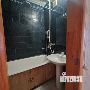 2-к квартира, вторичка, 58м2, 9/10 этаж