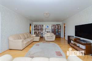 4-к квартира, вторичка, 119м2, 2/10 этаж