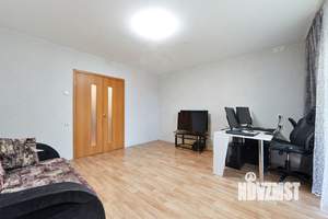 2-к квартира, вторичка, 56м2, 1/10 этаж