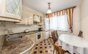 2-к квартира, вторичка, 57м2, 8/10 этаж