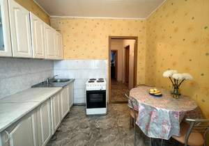 3-к квартира, вторичка, 74м2, 7/10 этаж