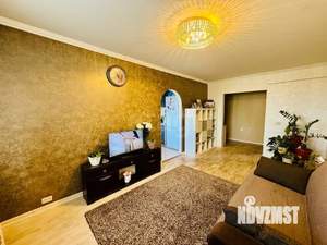 3-к квартира, вторичка, 65м2, 6/9 этаж