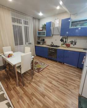 3-к квартира, вторичка, 80м2, 1/5 этаж