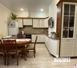 2-к квартира, вторичка, 80м2, 9/16 этаж