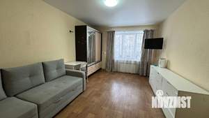 2-к квартира, вторичка, 42м2, 1/4 этаж