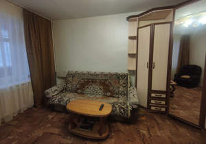 2-к квартира, вторичка, 40м2, 1/9 этаж