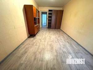 2-к квартира, вторичка, 56м2, 1/10 этаж