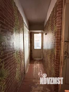 2-к квартира, вторичка, 42м2, 1/5 этаж