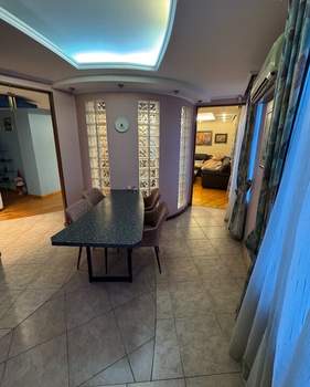 4-к квартира, вторичка, 158м2, 5/5 этаж