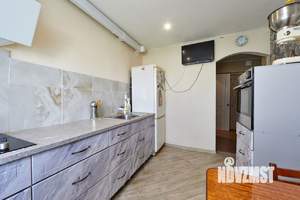 2-к квартира, вторичка, 47м2, 8/9 этаж