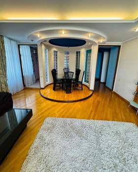 4-к квартира, вторичка, 158м2, 5/5 этаж