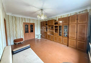 2-к квартира, вторичка, 55м2, 2/4 этаж