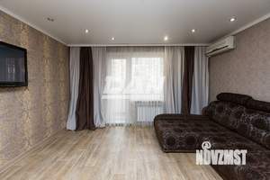 2-к квартира, вторичка, 67м2, 1/10 этаж