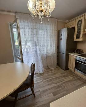 2-к квартира, вторичка, 66м2, 1/10 этаж