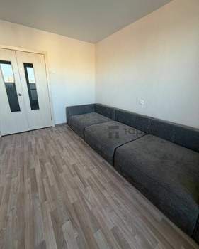 2-к квартира, вторичка, 63м2, 8/10 этаж