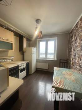 2-к квартира, вторичка, 57м2, 8/10 этаж